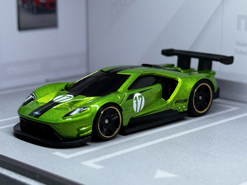 FORD GT RACE