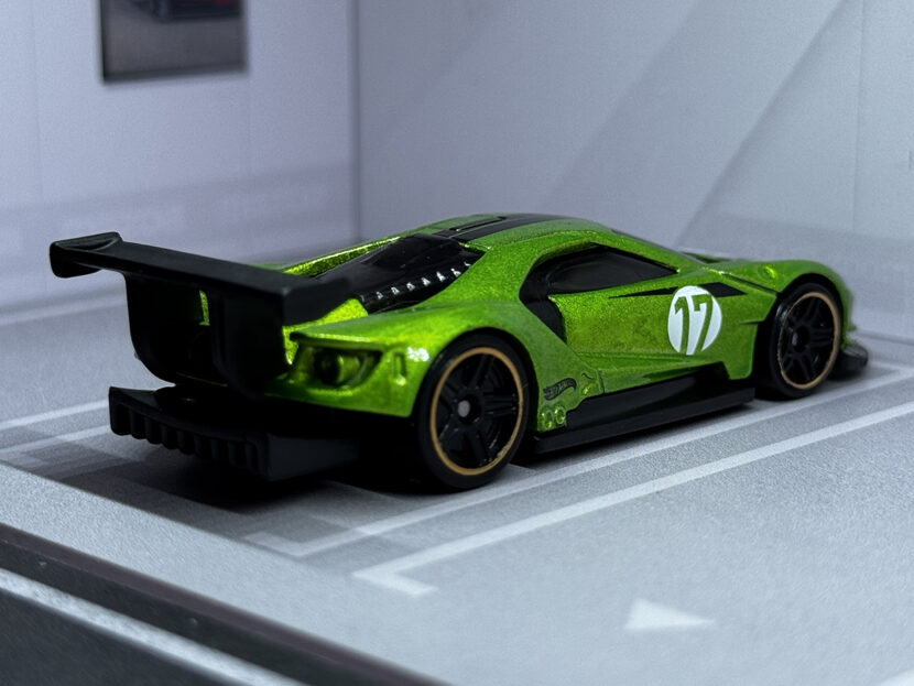 FORD GT RACE