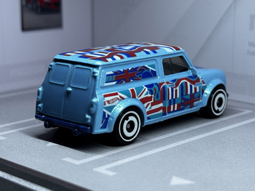 AUSTIN MINI VAN