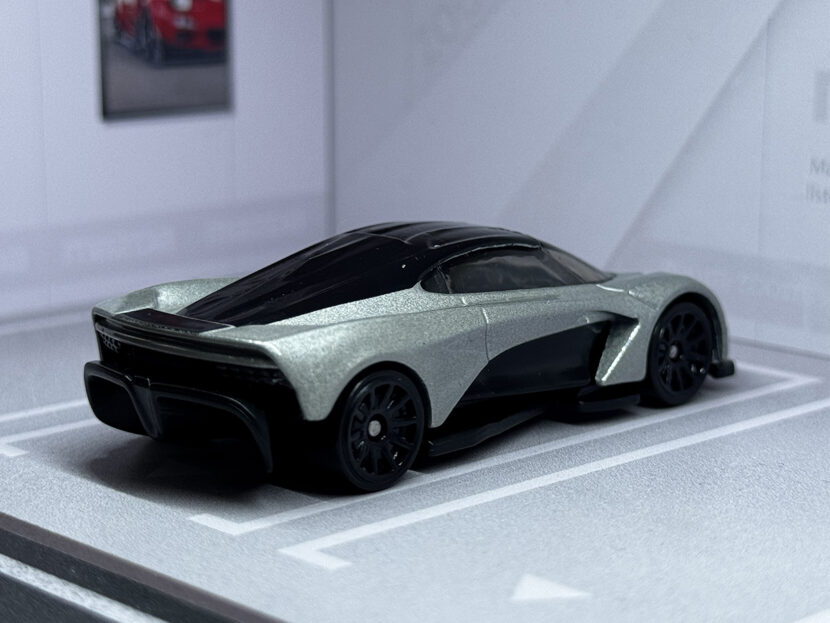 ASTON MARTIN VALHALLA