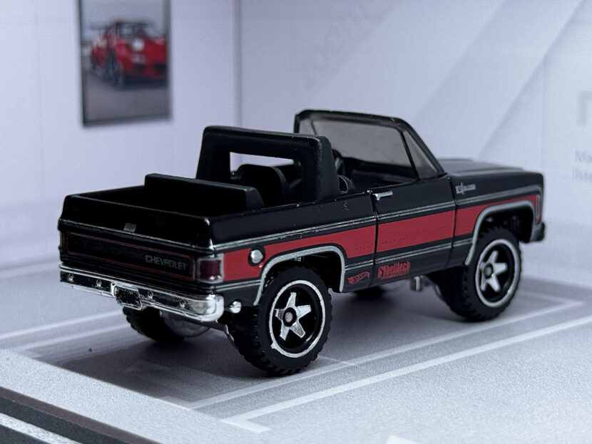 Chevrolt Blazer Custom '75_ar