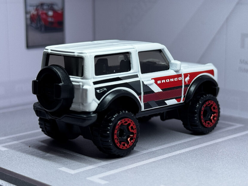 Ford Bronco '21 _ar