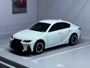LEXUS IS350 F av