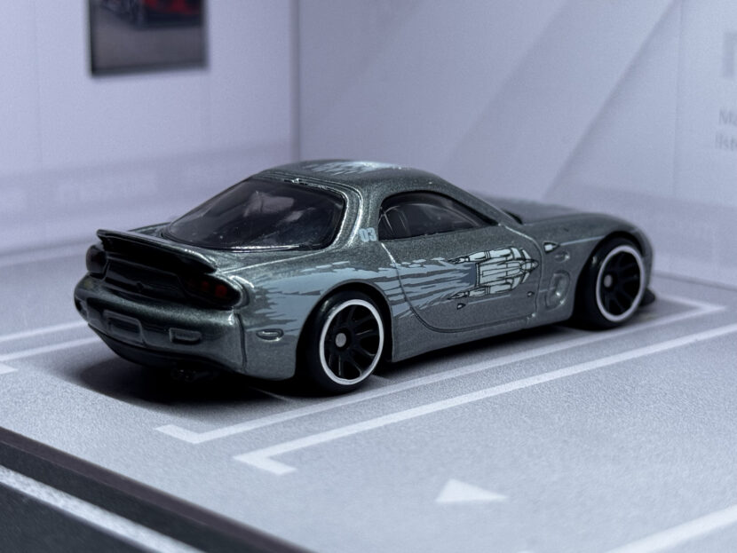 Mazda RX-7 95 (silver Series)_ar
