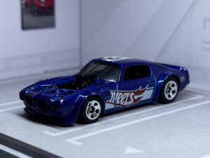 Pontiac Firebird custom_av